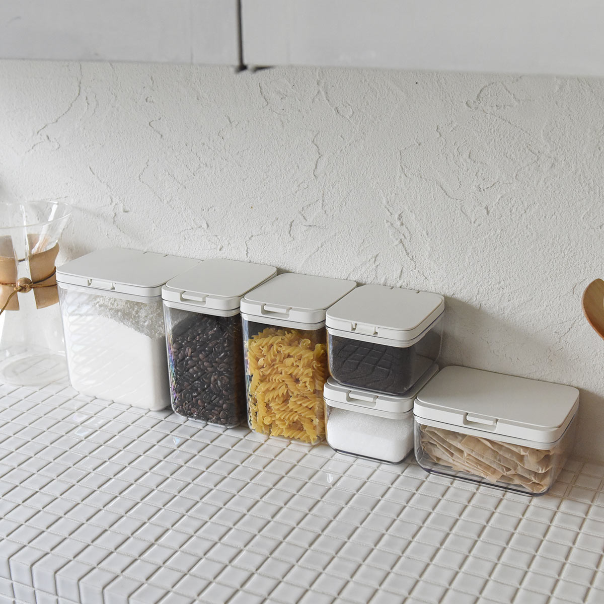 キッチンの作業効率が変わる！整理整頓をシンプル化する「食材専用ケース」5選