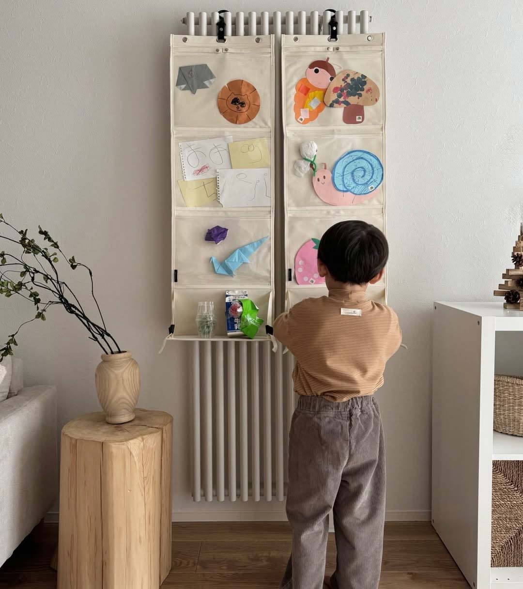 しまい込んでいるなら今すぐ飾ろう！子どもの作品ディスプレイ