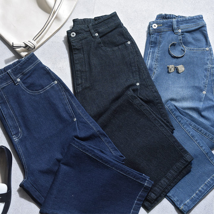 デニム好きが思わず唸る。“新感覚の軽やかさ”をスタッフ3名が体験してみました