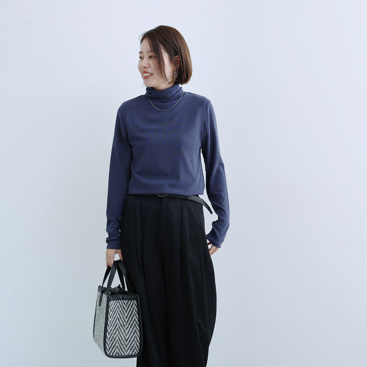 冬のはじまりに、しなやかな一着を。スタッフ3人が虜になった「あったかウェア」着用レポ