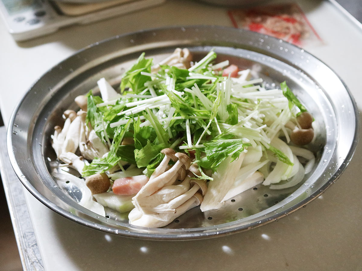 温野菜だけじゃない！焼きそば・パスタからチャプチェまで。蒸し器で簡単「絶品麺」レシピをご紹介