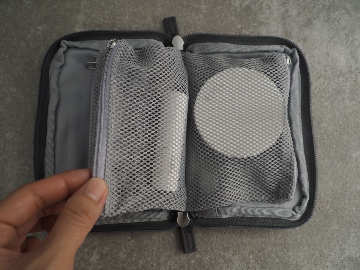 探しやすい手帳型で、小物迷子が解決！「旅上手になれる手帳型ミニポーチ」が、日常使いにもぴったりだった話