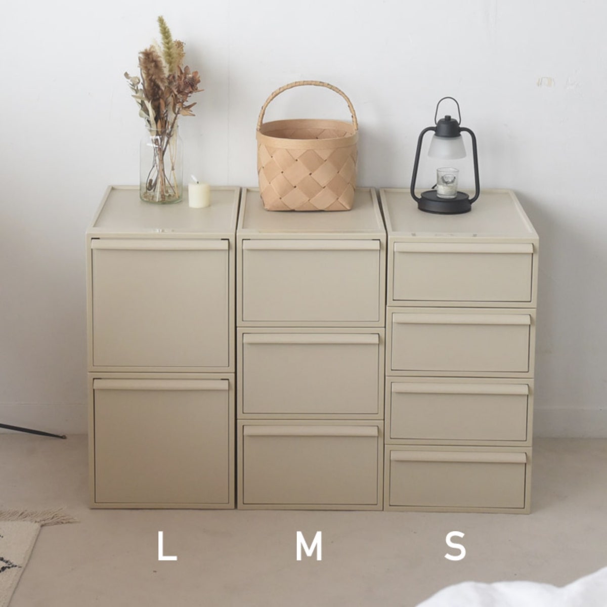 ウォークインクローゼットに置くならこれ！奥行き浅めが使いやすい、新クローゼットシステム登場