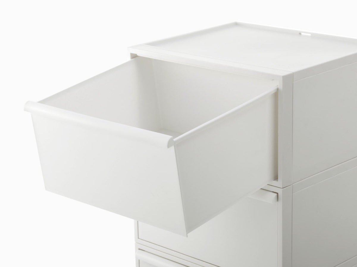 ウォークインクローゼットに置くならこれ！奥行き浅めが使いやすい、新クローゼットシステム登場