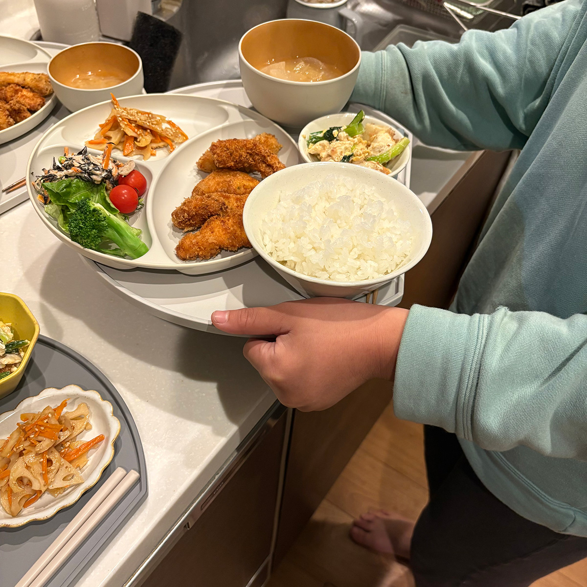 ずっと愛されるにはワケがある。小回りのきく半月膳で、いつものご飯もおやつも楽しもう！スタッフ3名の使用レポ