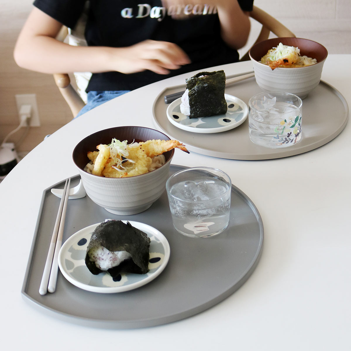 ずっと愛されるにはワケがある。小回りのきく半月膳で、いつものご飯もおやつも楽しもう！スタッフ3名の使用レポ