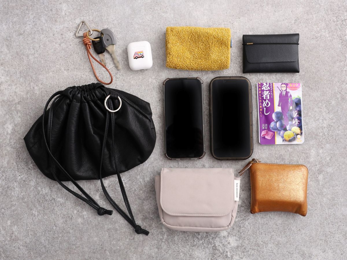 このくたっと感がたまらない。注目度ナンバーワンの『巾着ミニバッグ』スタッフ3名の愛用レポ