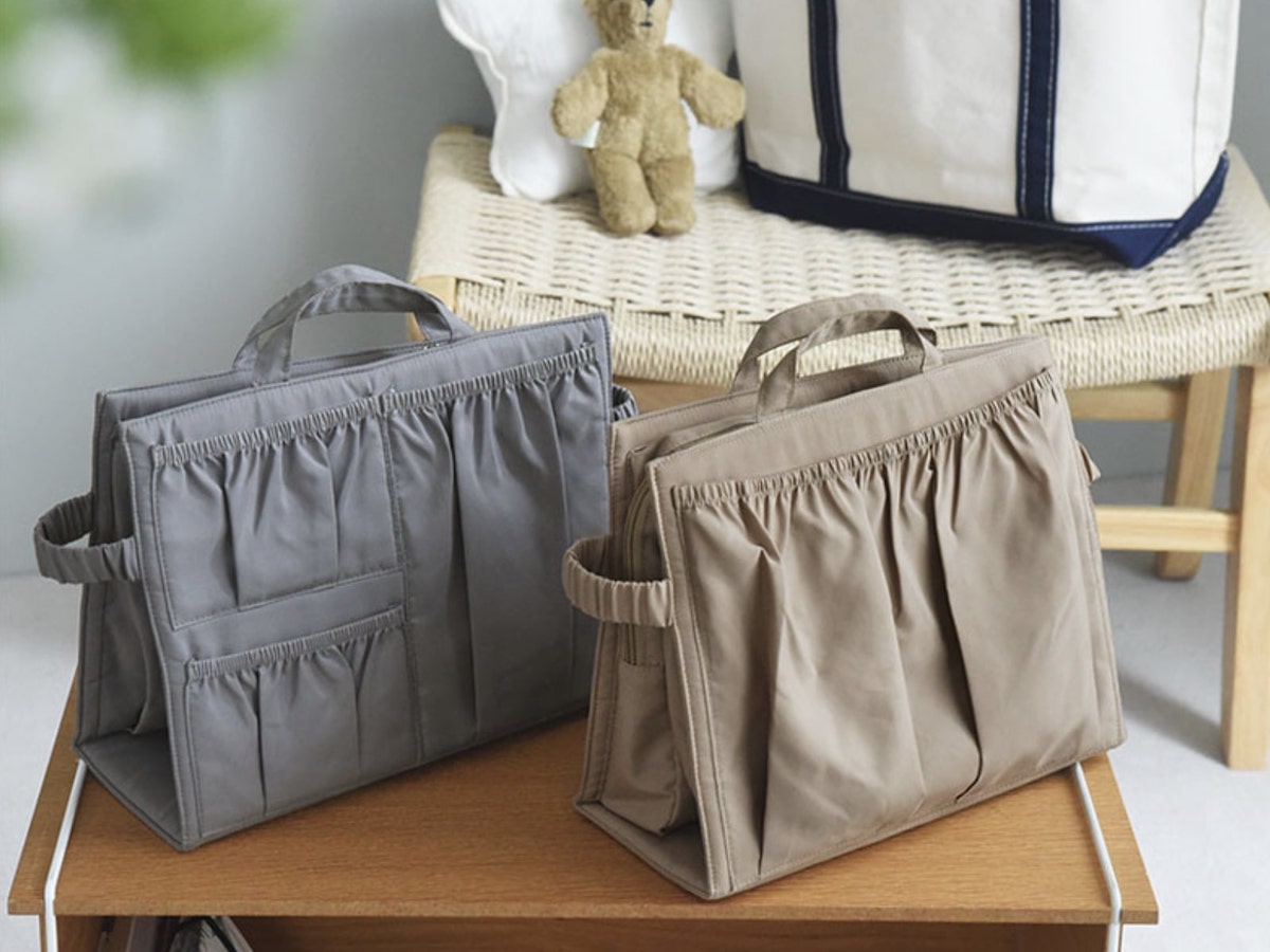 ベビーとの帰省にも！ただのトートを多機能ママバッグに変える裏技アイテムの話【インスタグラマーさんのもの選び】