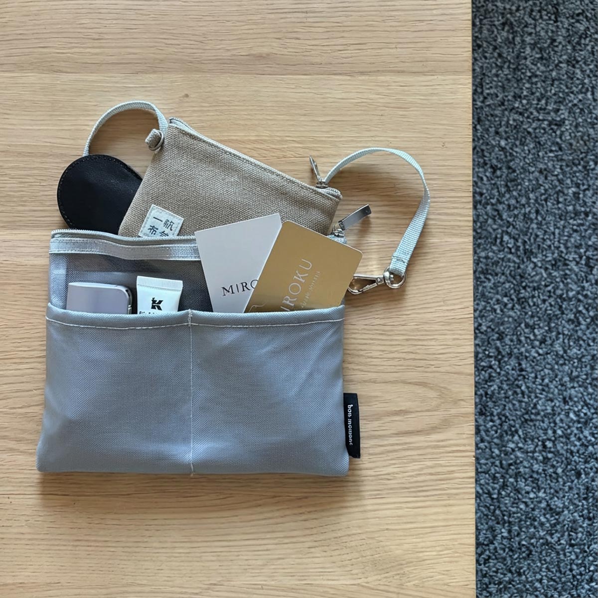 バッグごちゃ～…に悩むスタッフ3名が実践！『吊り下げポケット』ちょい足しで、日々の快適指数アップ