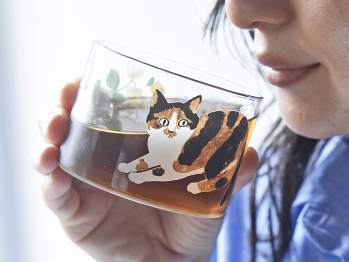 猫好きさんに贈りたい！ティータイムをほっこり彩る猫グッズ2選【インスタグラマーさんのもの選び】