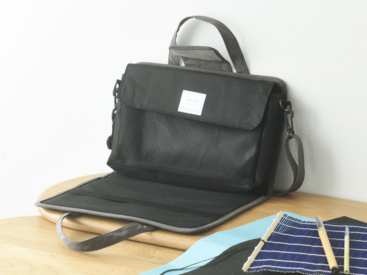 【新学期準備】キャラものを卒業した“未来の君”のために。シンプルで大人かわいい絵の具＆書道セットを