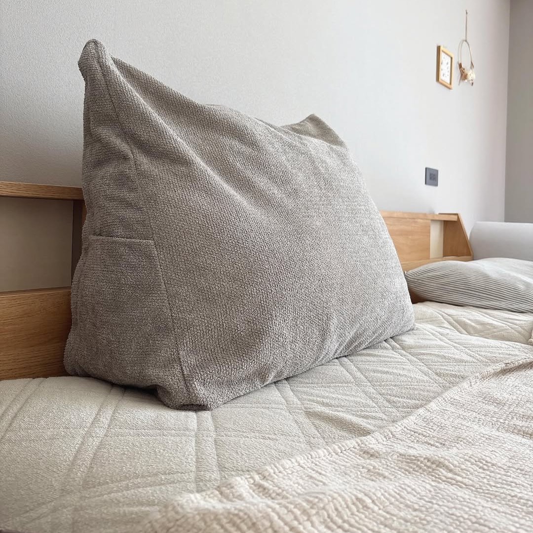 布団収納スペースにお困りの人、集まれ！『背もたれになる布団収納ケース』がIGさんのお家でも活躍中