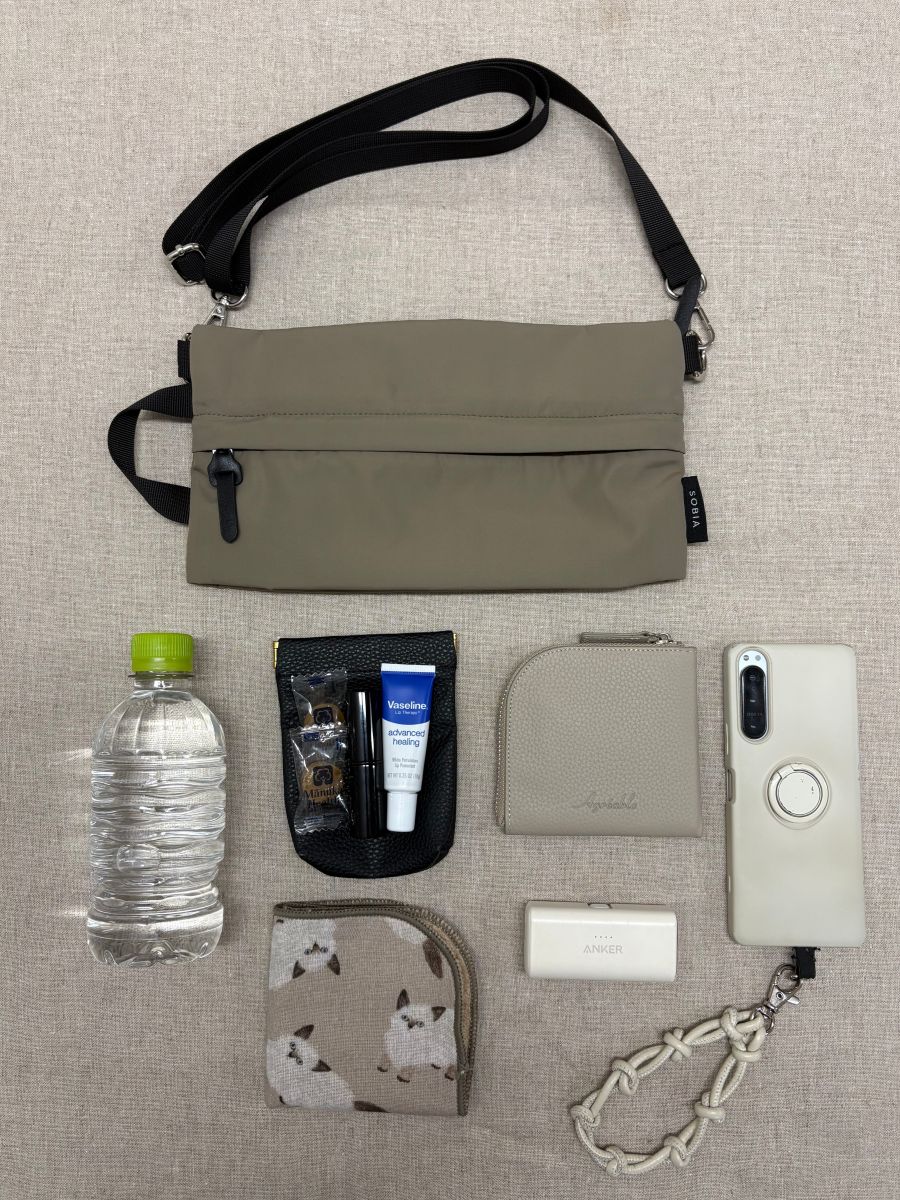 バイヤーの休日に密着、お供したのはフラットなのにたっぷり大容量！ママカルショルダー