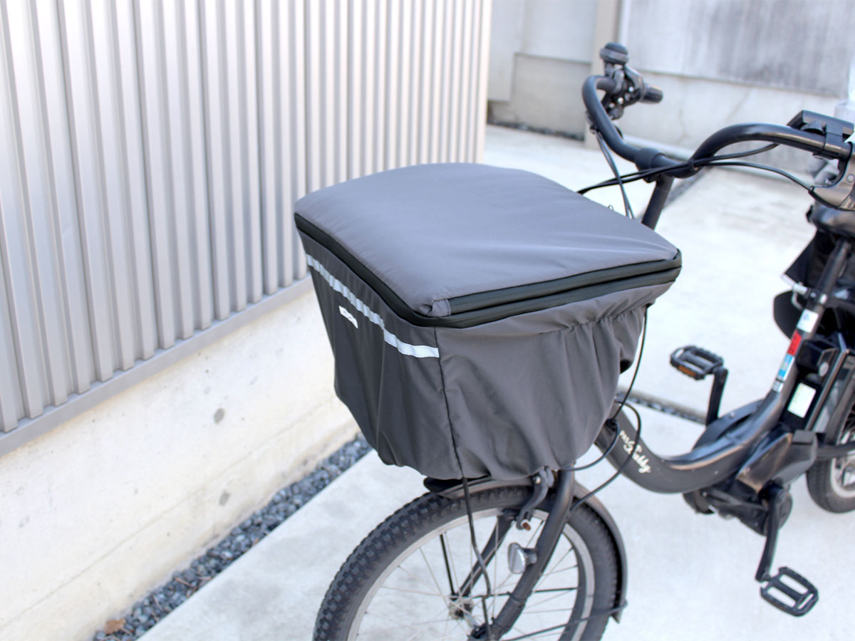 もう前カゴから荷物があふれない！自転車派ママの即戦力「拡張できるカゴカバー」