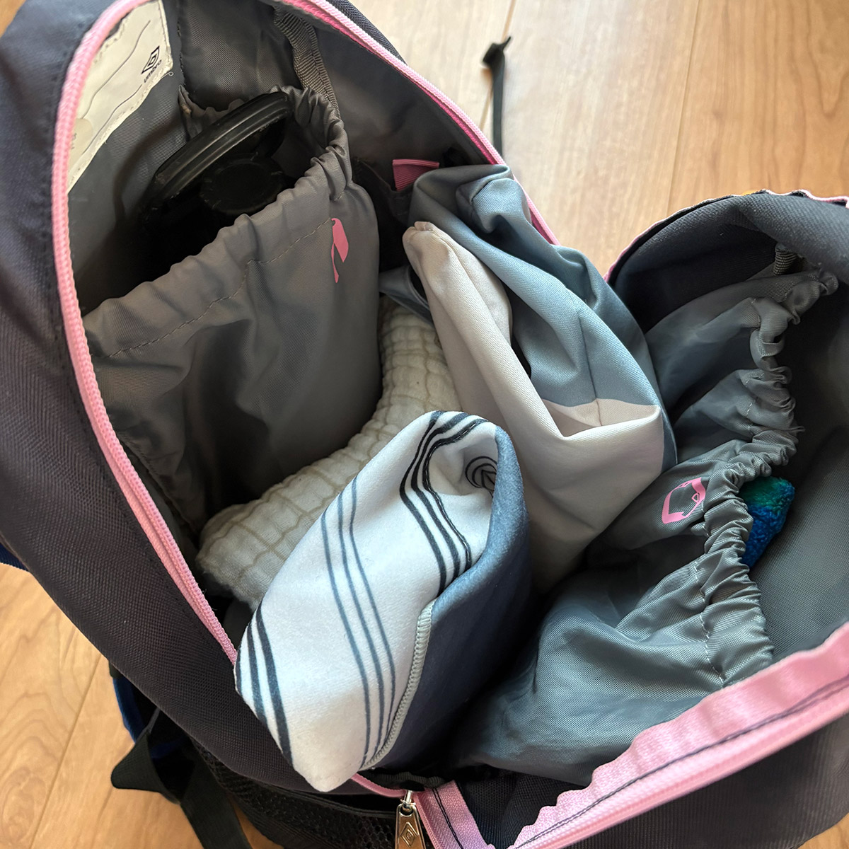 通学弁当もデスク朝食も◎ピタッと包める保冷クロスで『お弁当準備ラクちん化』にスタッフが挑戦！