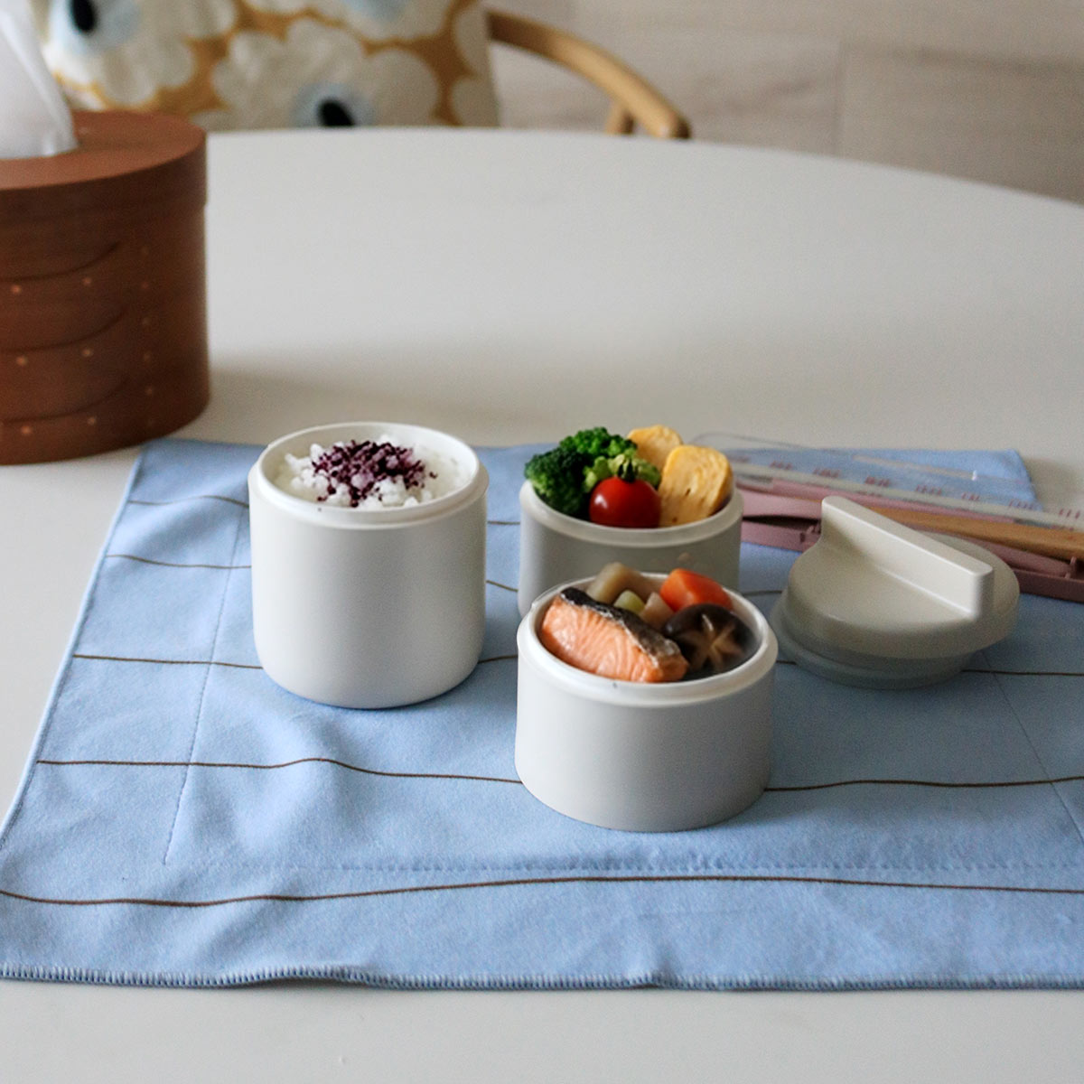 通学弁当もデスク朝食も◎ピタッと包める保冷クロスで『お弁当準備ラクちん化』にスタッフが挑戦！