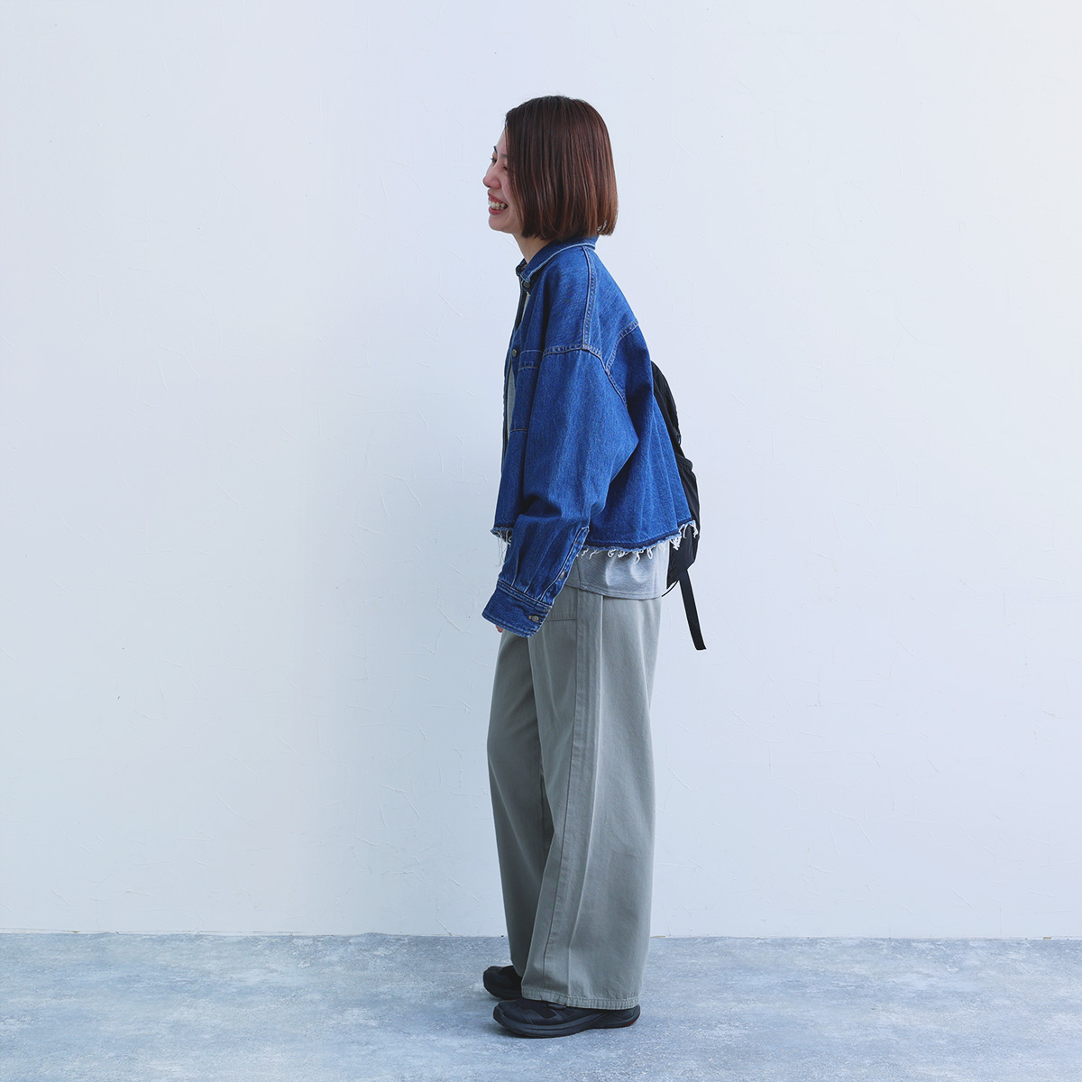 コットン100％さらっと快適ワイドが登場！ルーズに見えない楽ちんパンツをスタッフが試着
