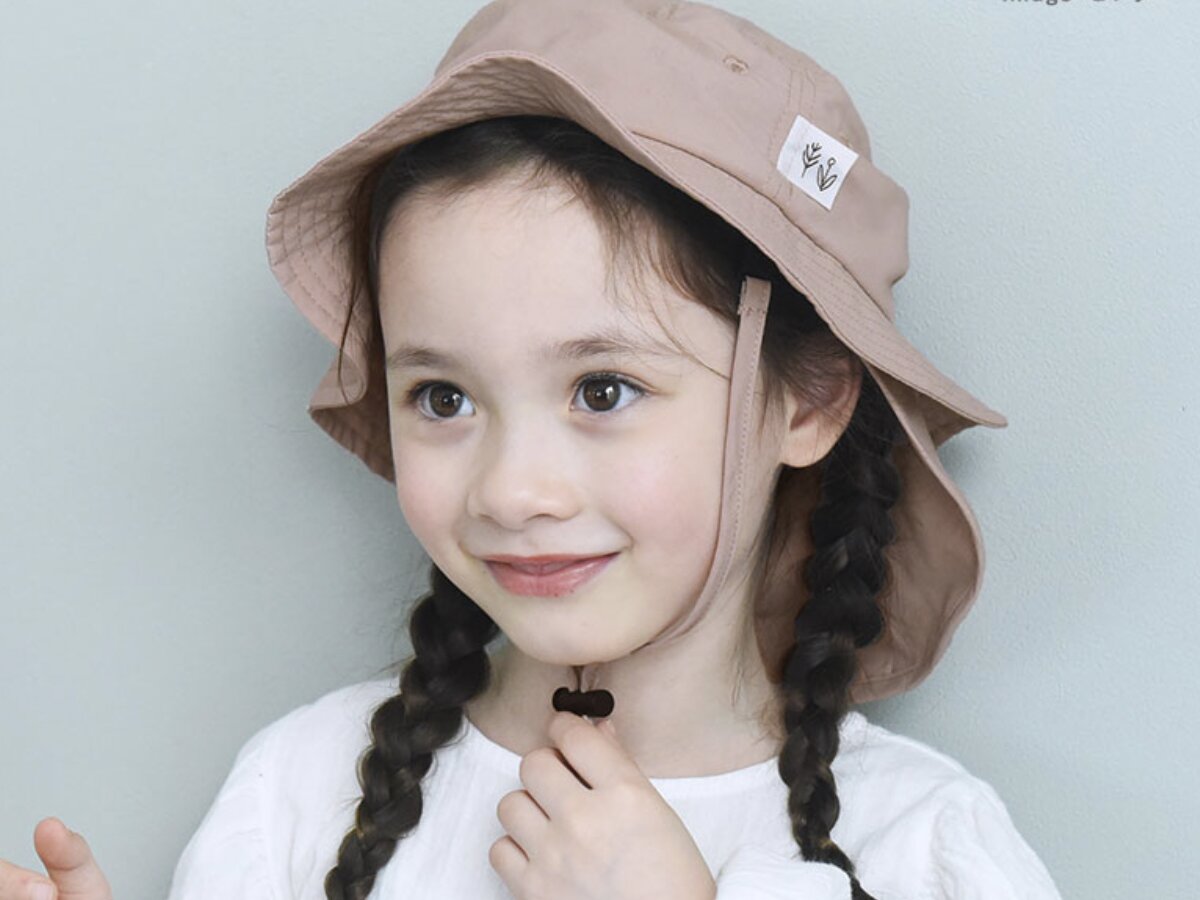 【子どもの熱中症対策】インスタグラマーさんの比較レポ！2026年春夏ハットはどれにする？