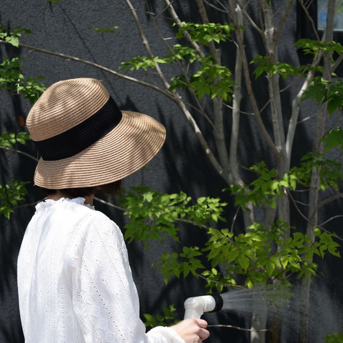 「遮光もできて、いいとこだらけ！」進化した定番ハット、インスタグラマーさんからも愛用の声がぞくぞく到着！