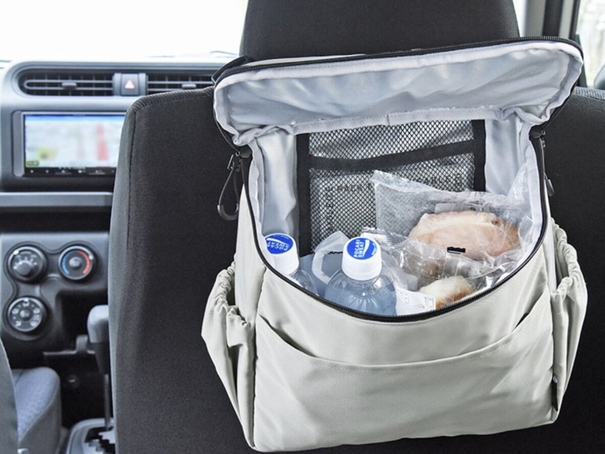 あつ〜い車内の心強い味方！「浮かせる車の冷蔵庫」スタッフたちはこんなシーンで使っています