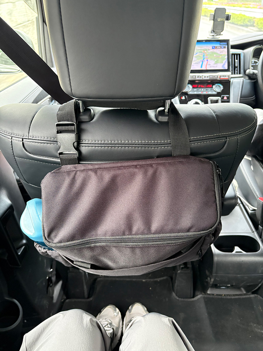 あつ〜い車内の心強い味方！「浮かせる車の冷蔵庫」スタッフたちはこんなシーンで使っています