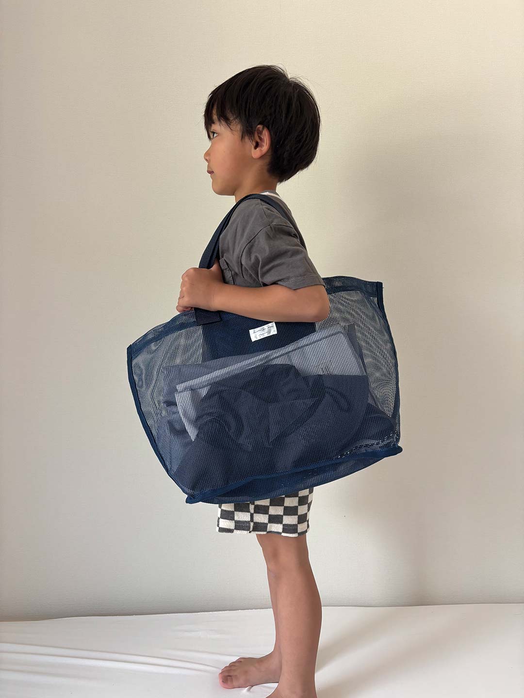 3アイテム使い比べ！個性豊かなプールバッグ、インスタグラマーさんの「比較レポ」発表会