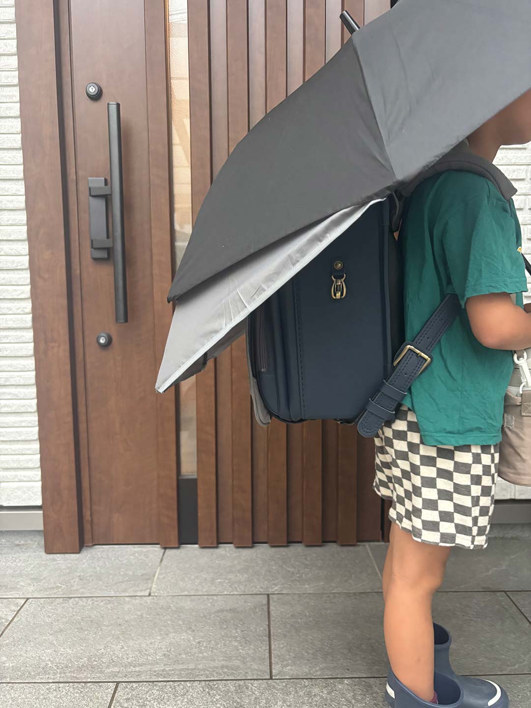 【子どもと暮らす梅雨対策】ランドセルを守る傘、5人のママインスタグラマーさんが使ってみました！