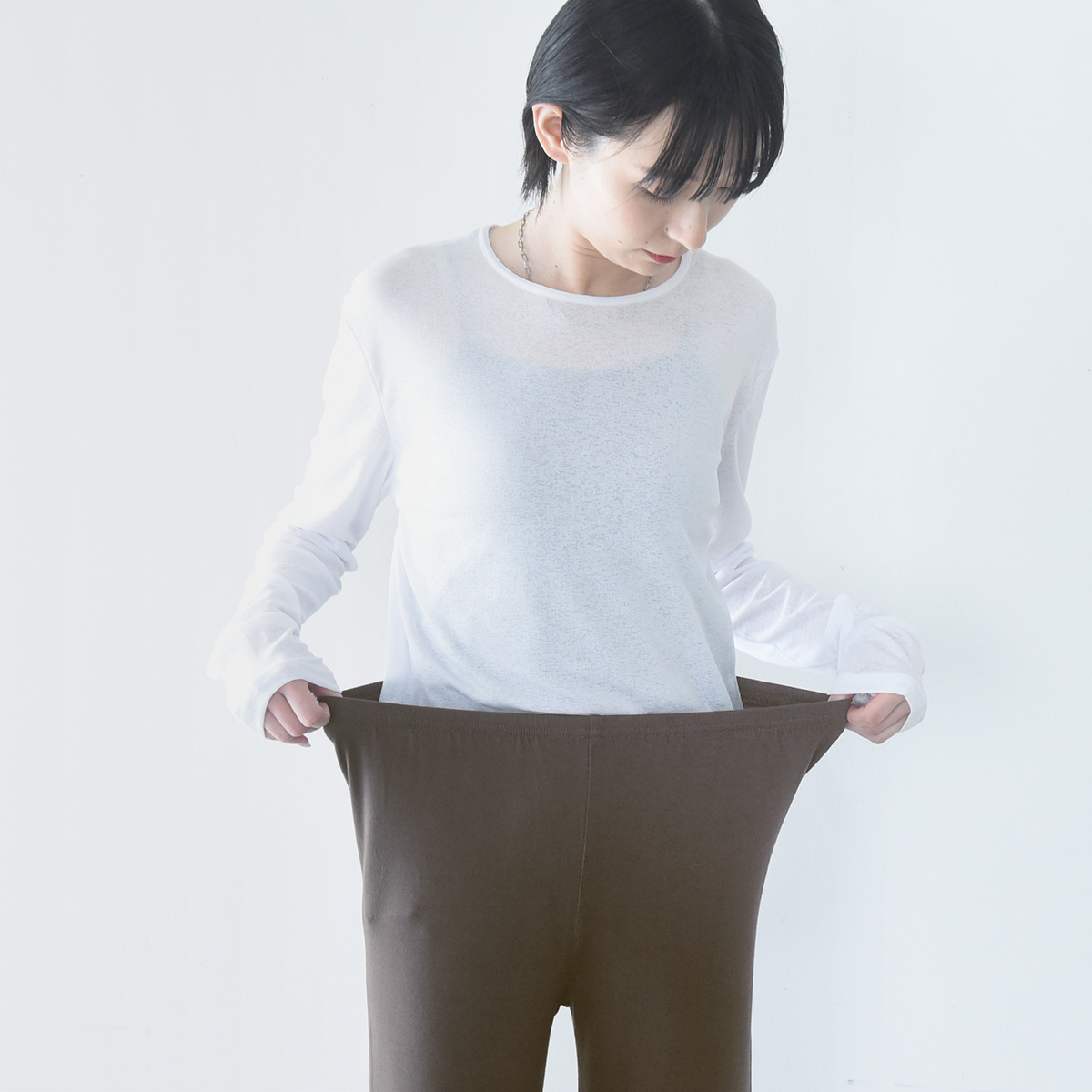今年の夏はレースをちら見せ！今っぽコーデの新定番“レイヤードパンツ”をスタッフが着回し