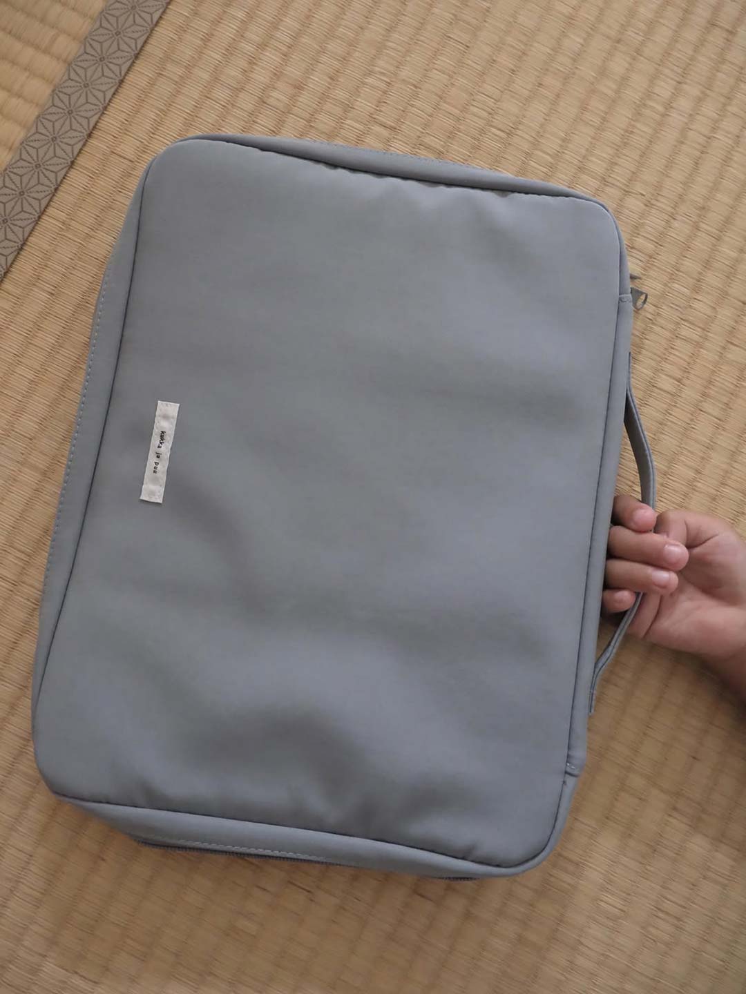 夏休みの帰省や旅行に！子どもを退屈させない秘密道具「お絵描きバッグ」【インスタグラマーさんのもの選び】