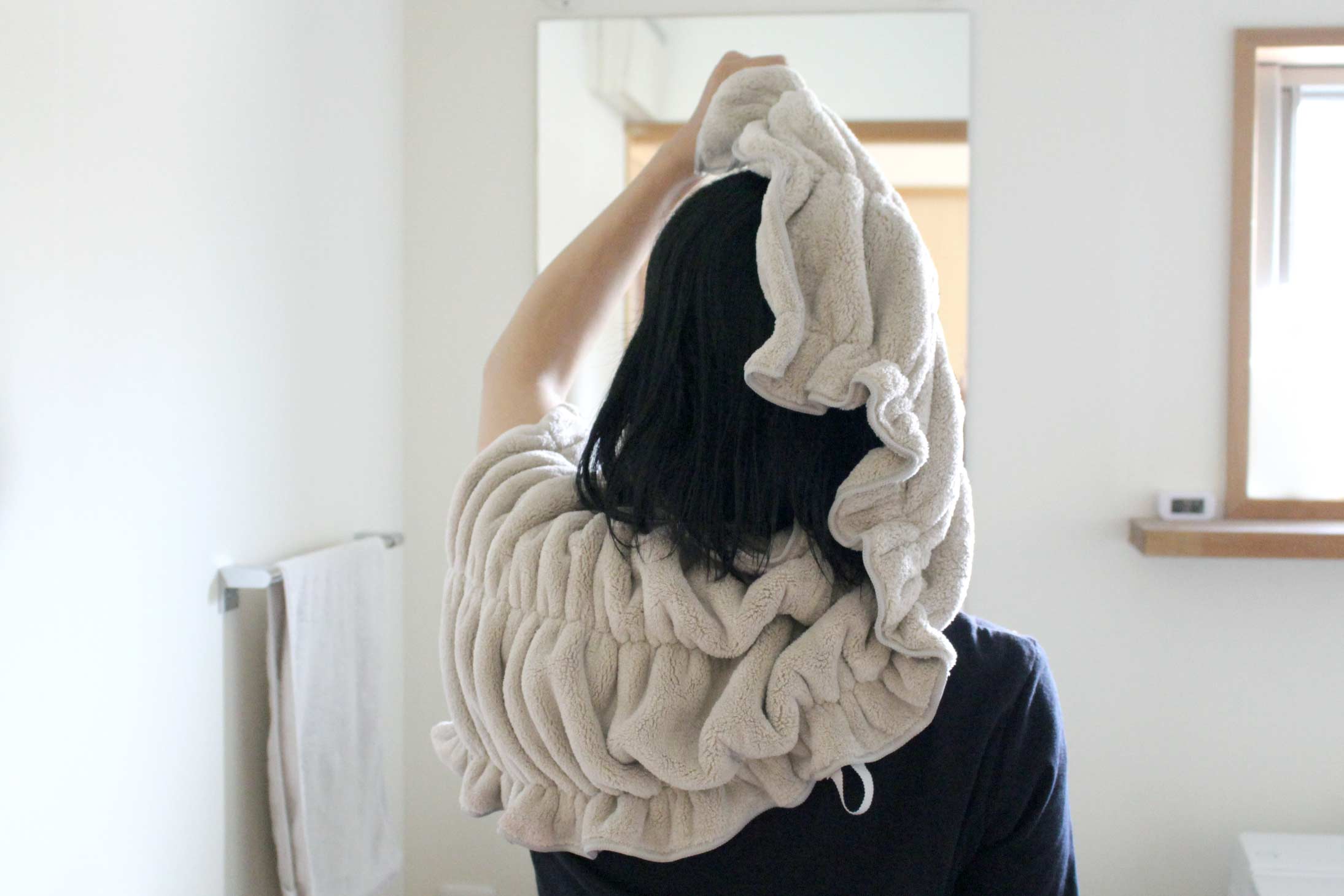夏の髪ダメージを挽回。「ほどけにくいヘアドライタオル」で今すぐはじめる美髪ケア