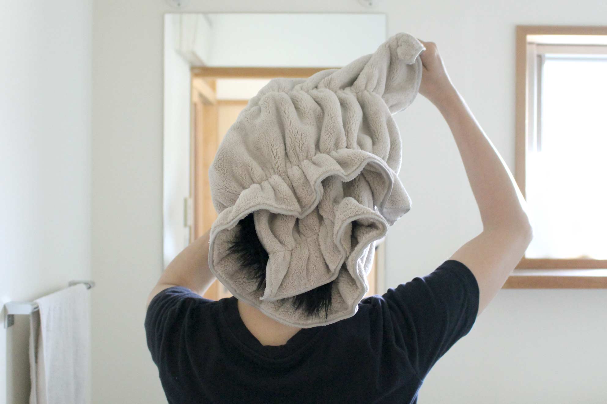 夏の髪ダメージを挽回。「ほどけにくいヘアドライタオル」で今すぐはじめる美髪ケア