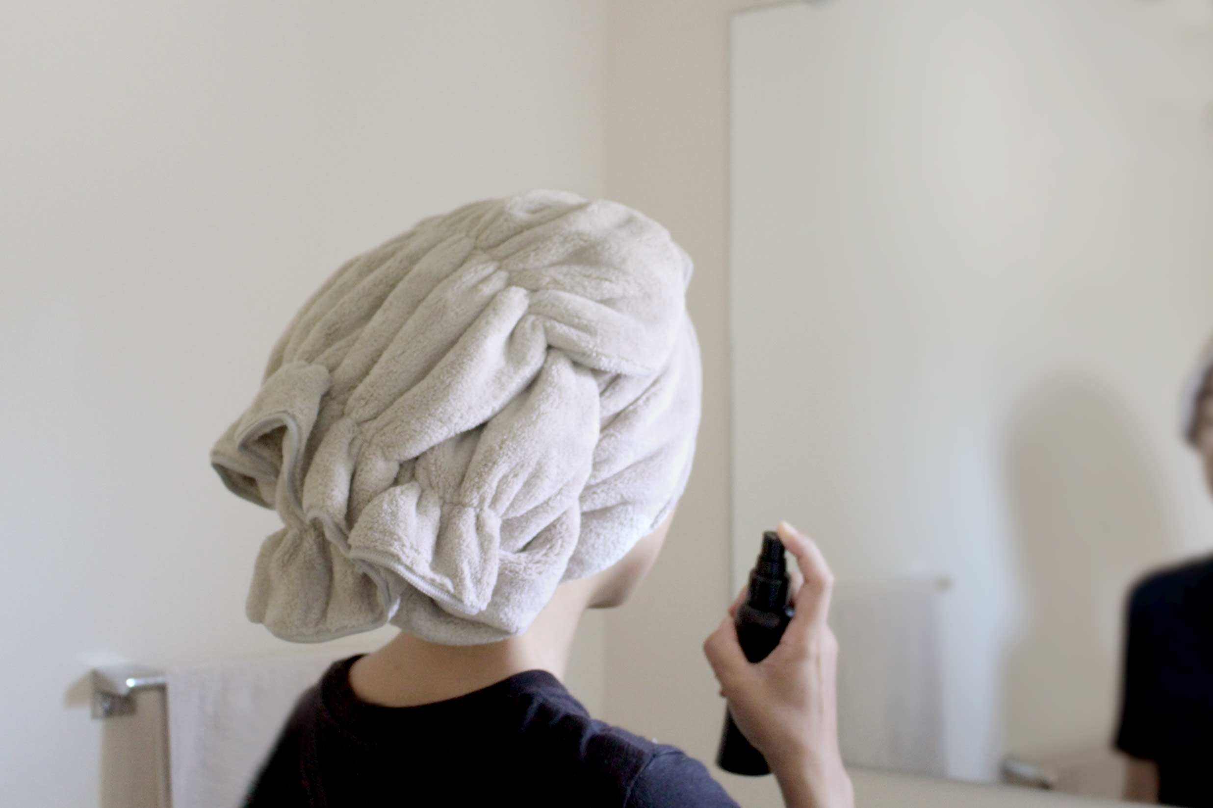 夏の髪ダメージを挽回。「ほどけにくいヘアドライタオル」で今すぐはじめる美髪ケア