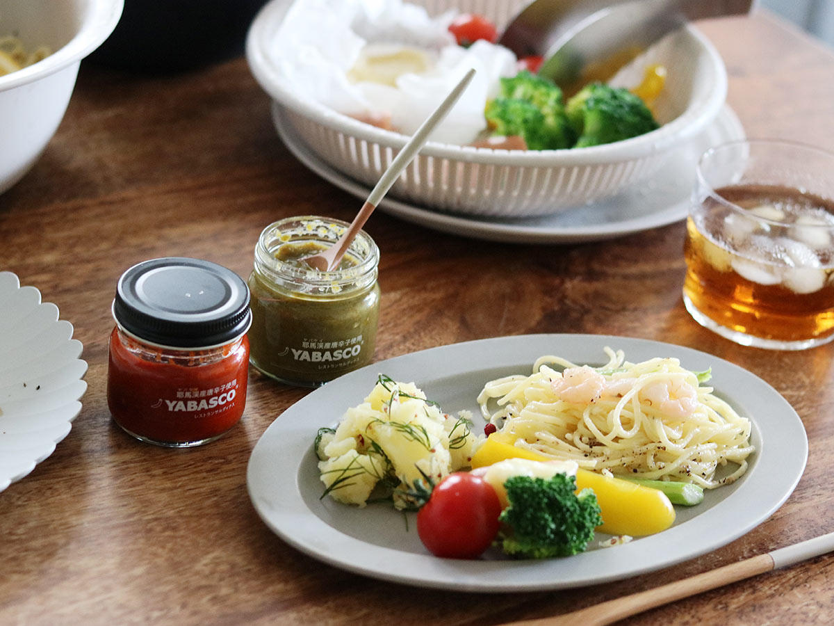 レンジで完結！なのにちゃんとごちそう。マーナ「ザルボウル」で作る、家族の簡単ごはん3品