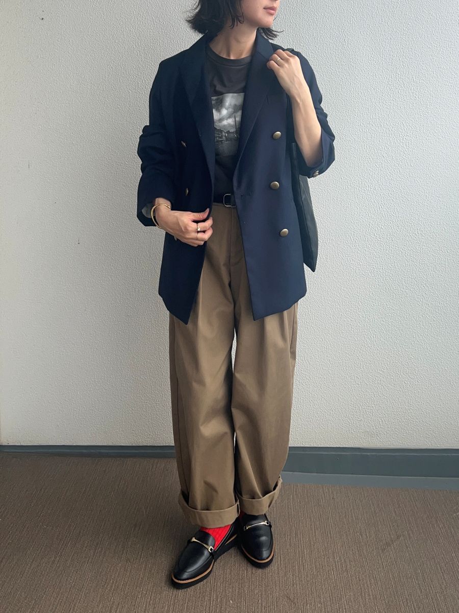 スニーカー派のわたしが見つけた！秋のきれいめ足元に、雨の日も履ける「スニーカーローファー」
