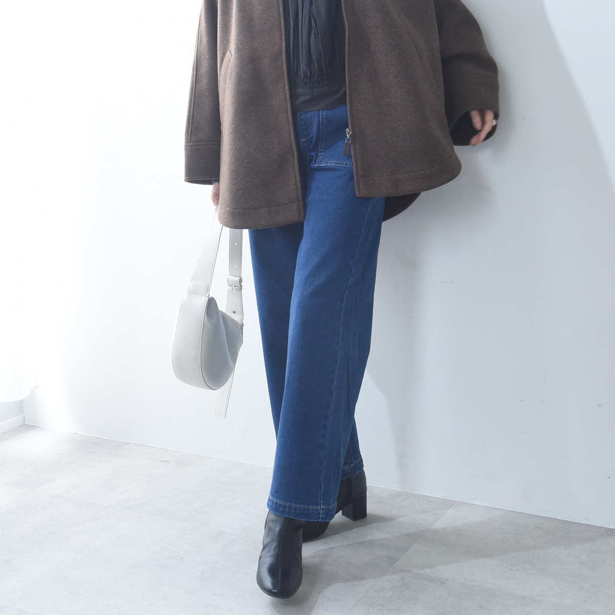 寒くなったら何着よう？「あったか裏パウダー起毛パンツ」からはじめるスタッフの冬支度
