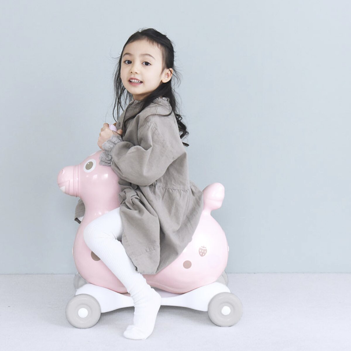 プレゼントに『Rody』を贈ろう！たのしく遊べるだけじゃない、子どもの体を育てるイタリア生まれのお友達
